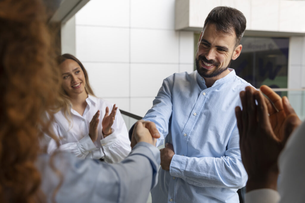 Uma das formas de realizar a fidelização de clientes é construindo confiança